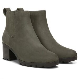 Vionic Wilma Ankle Boot Heeled Women's Size 10 Green Waterproof Rain Boots Black